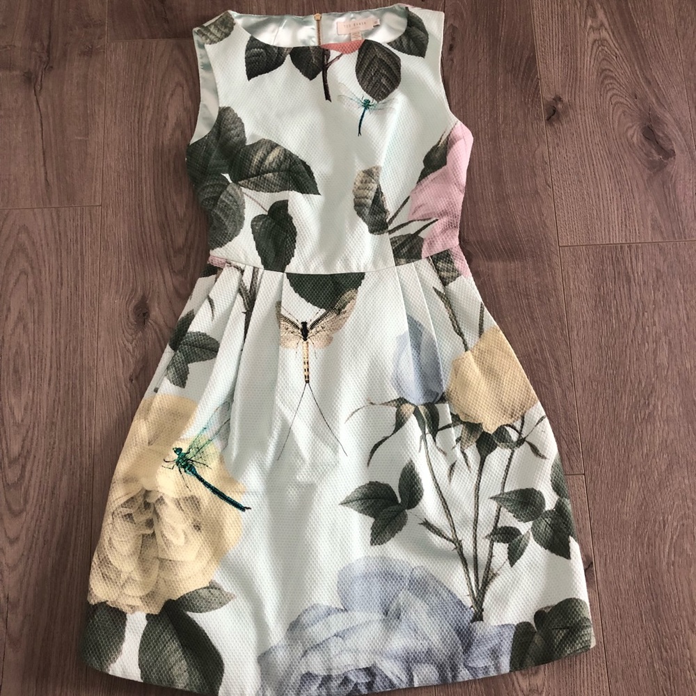 Ted Baker Elena Dress size 0 = US size 2. NWOT
